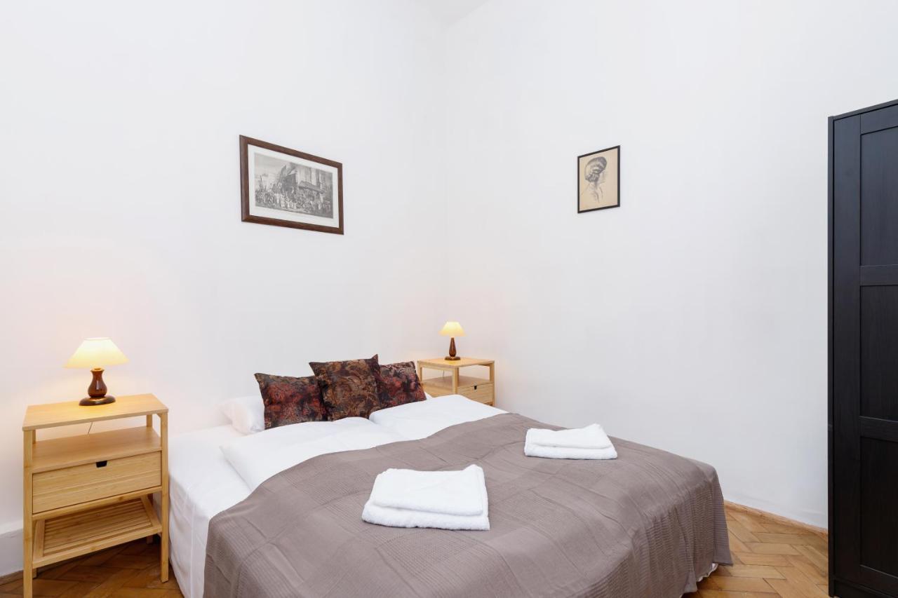 Apartment Pijarska Krakow By Noclegi Renters Exterior photo