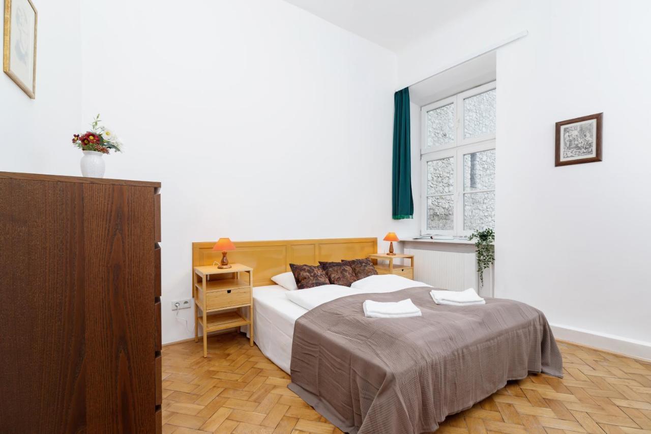 Apartment Pijarska Krakow By Noclegi Renters Exterior photo